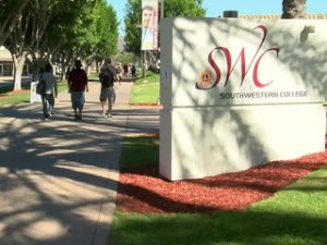 southwestern_college_sign_joe_1355970810000_342779_ver1.0_320_240